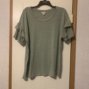 TERRA & SKY. Short sleeved, light green shirt. Size 0x (14w).